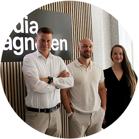 Marketing-Beratung vor Ort, telefonisch oder online: Die Digital-Expertinnen und -Experten der mediamagneten stehen dir stets zur Seite.